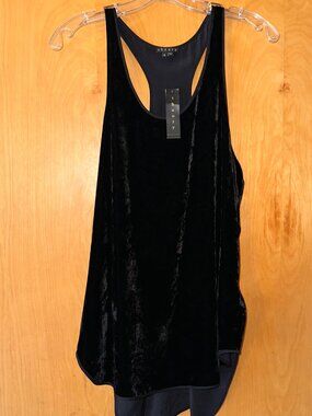 Theory Racerback Velvet Tanktop